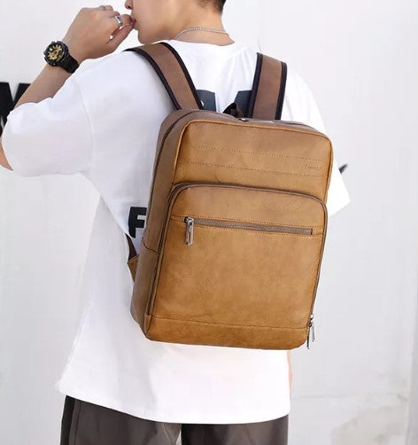 Mochila Masculina de Couro One