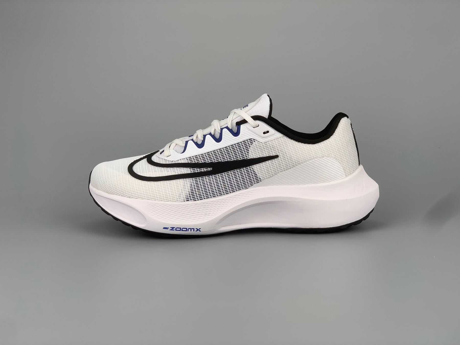 Nike Air ZoomX Fly 5 - Branco/Preto/Azul