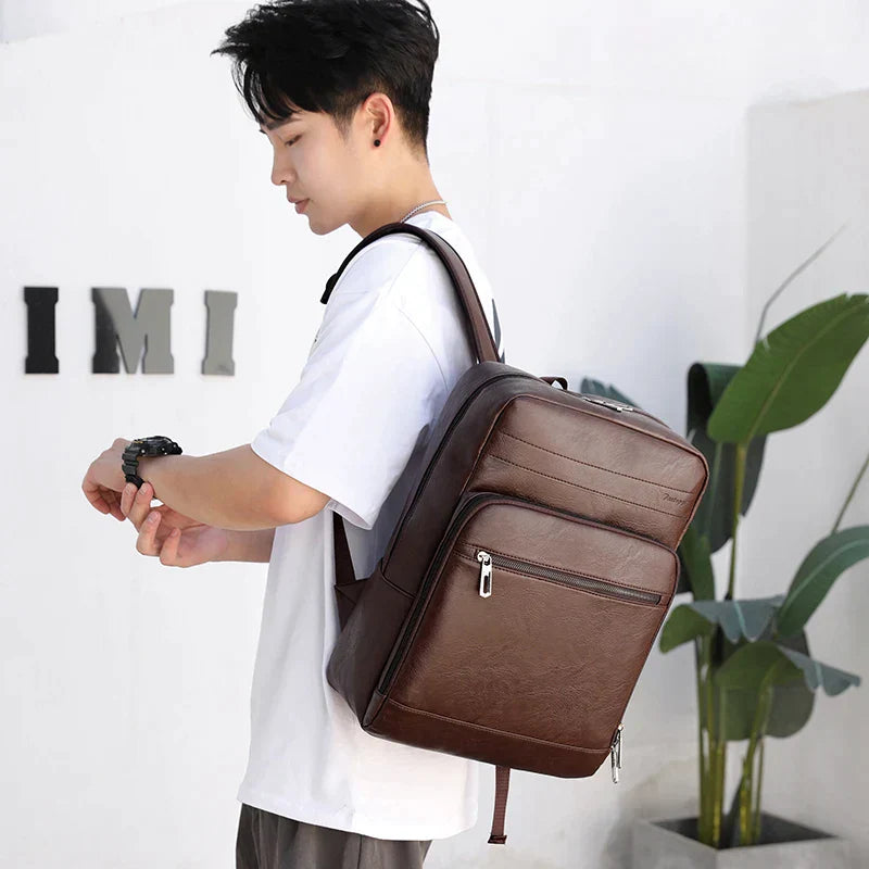Mochila Masculina de Couro Legítimo - Granite