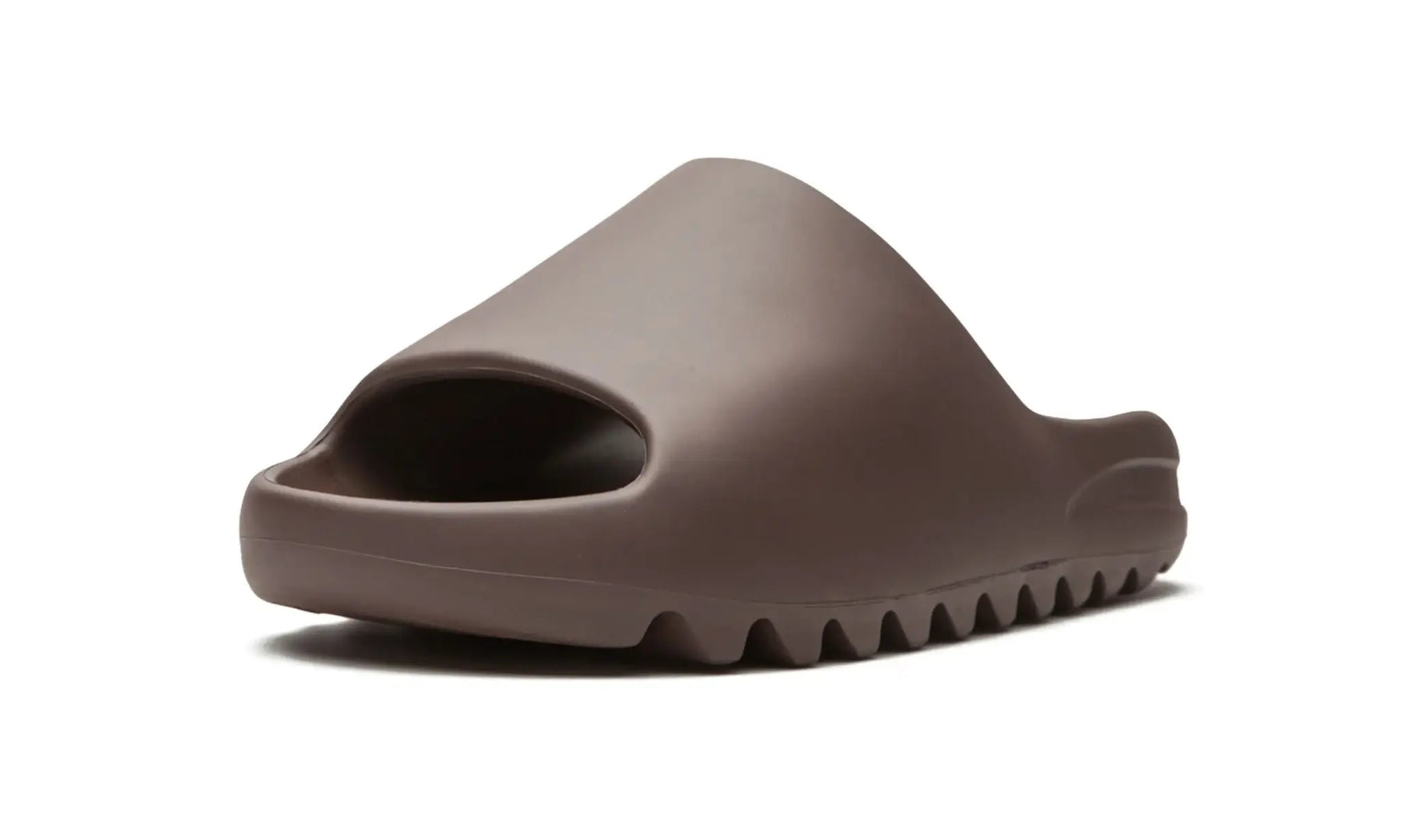 Adidas Yeezy Slide "Soot" Marrom - G55495