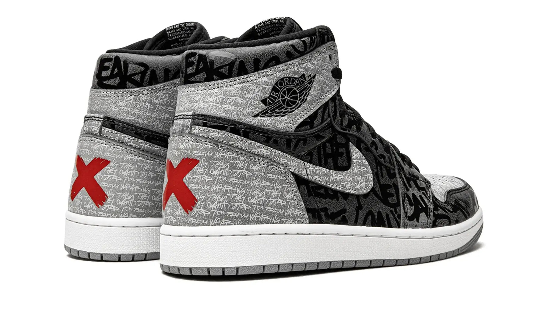 Tênis Air Jordan 1 High "Rebellionaire" Preto / Cinza - 555088-036