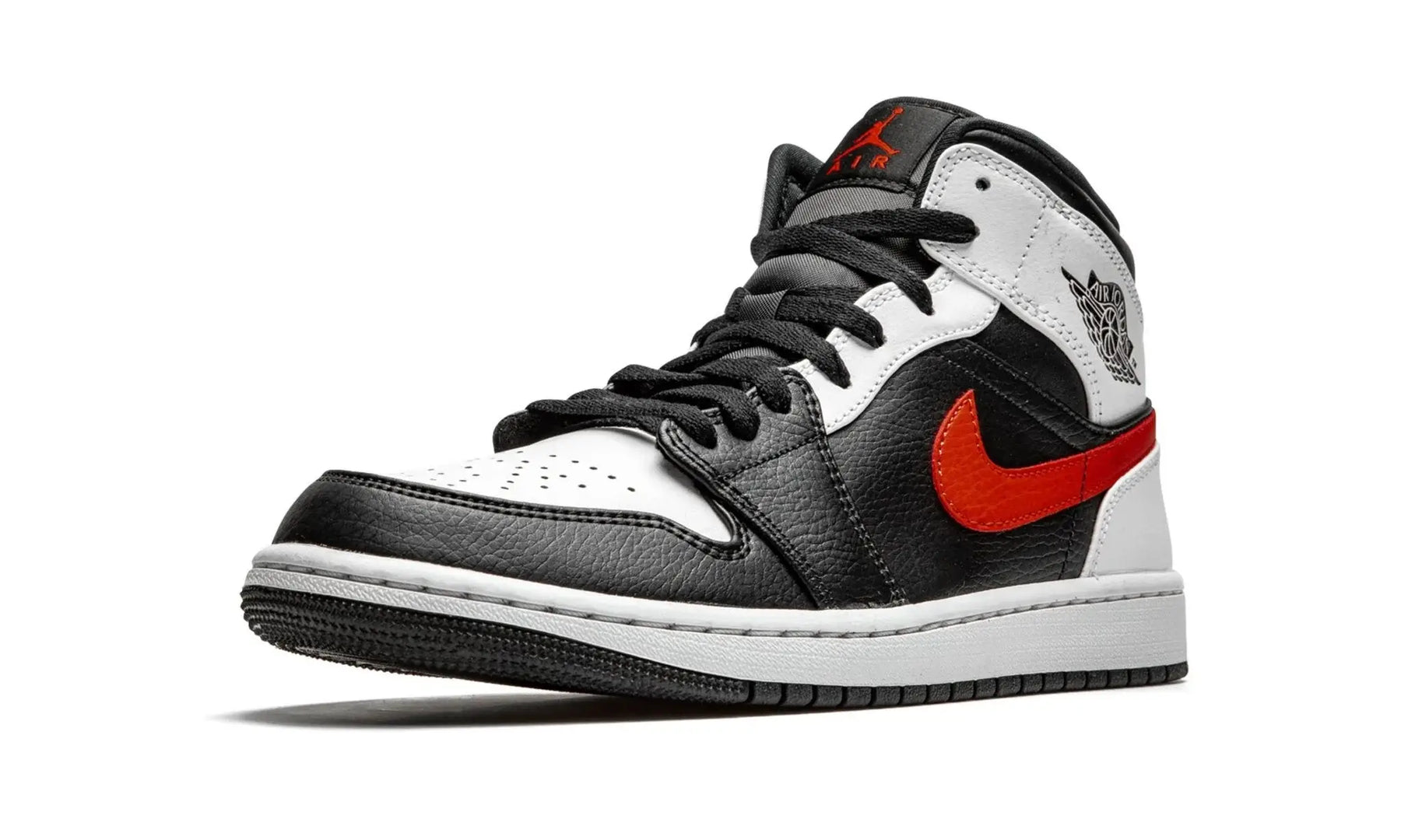Tênis Air Jordan 1 Mid "Chile Red" - 554724-075