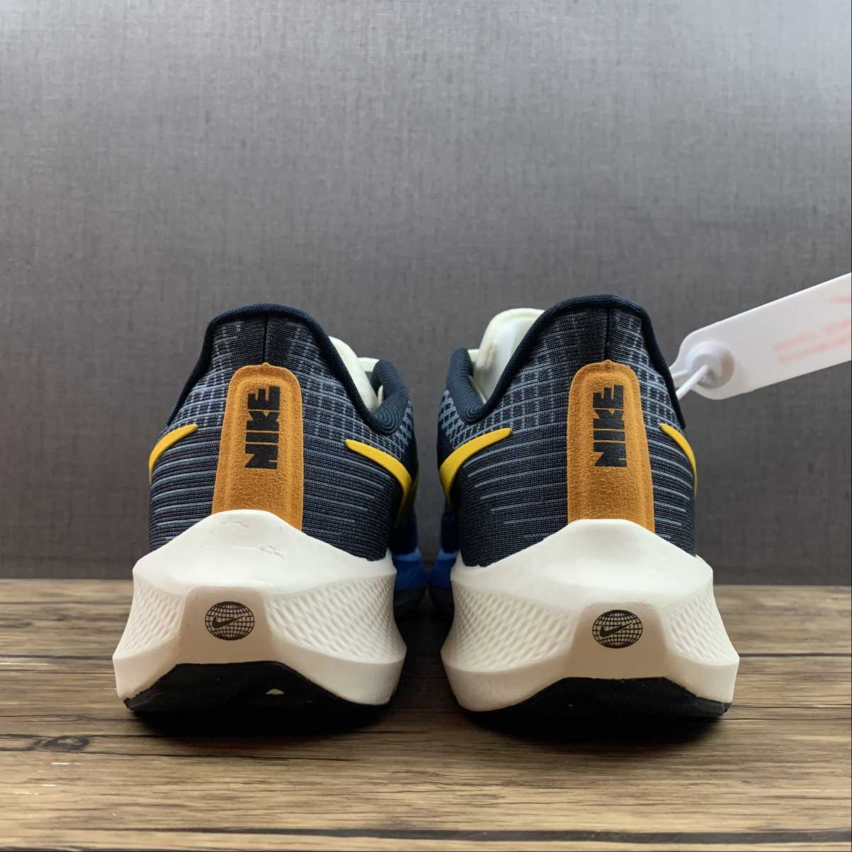 Nike Air Zoom Pegasus 39 - Cinza/Azul/Amarelo