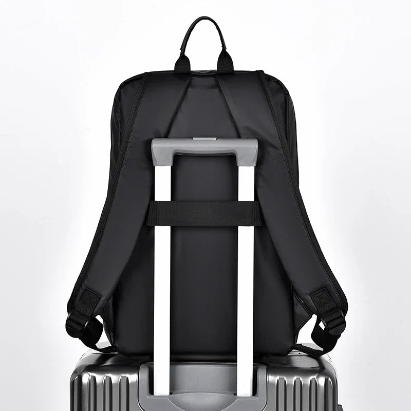 Mochila Executiva Impermeável para Notebook 15.6"