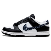 Tênis Nike Dunk Low Feminino "Black Paisley" Preto / Branco - DH4401-100