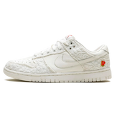 Tênis Nike Dunk Low Feminino "Give Her Flowers" Branco - FZ3775-133