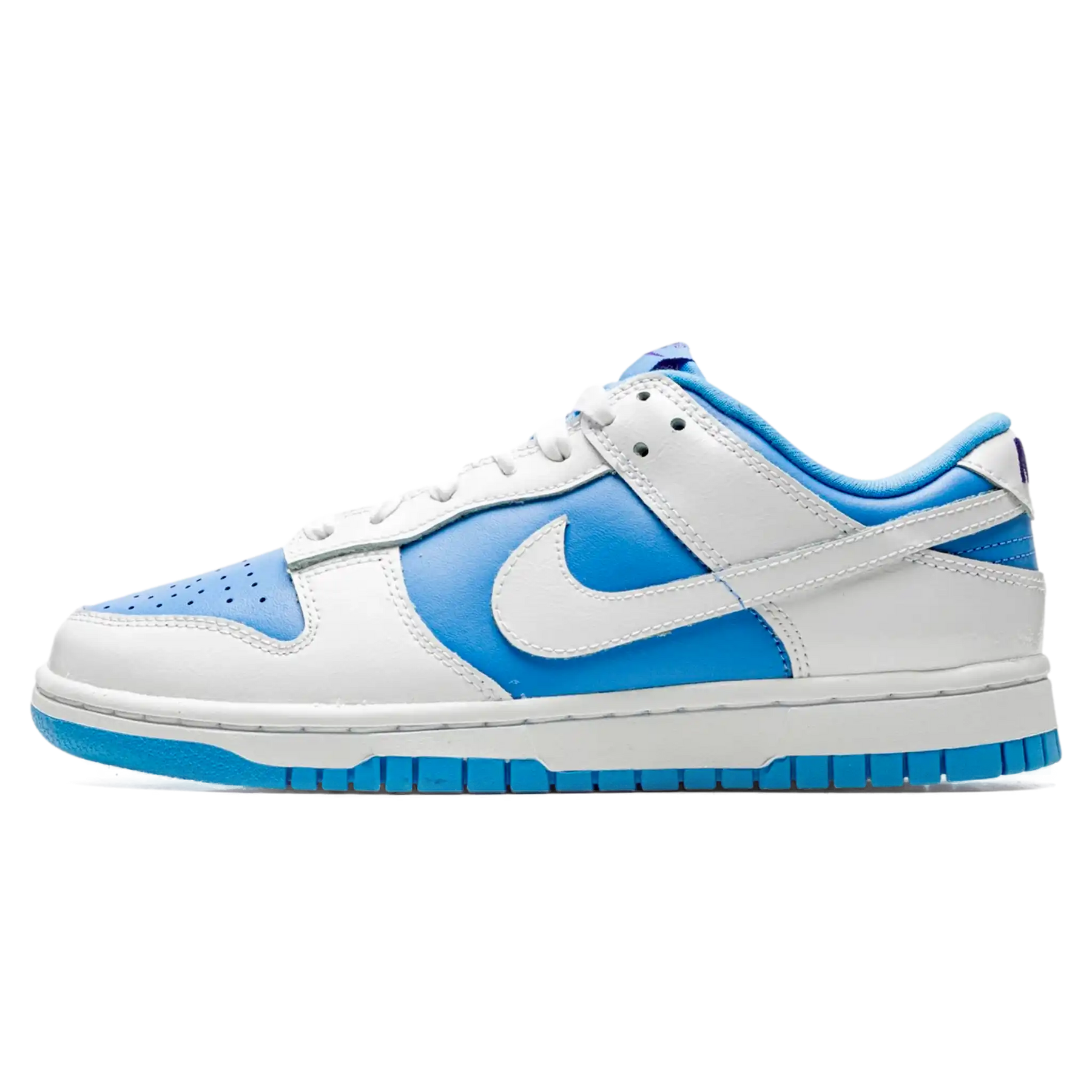 Tênis Nike Dunk Low Feminino "Reverse University Blue" Branco / Azul  - DJ9955-101