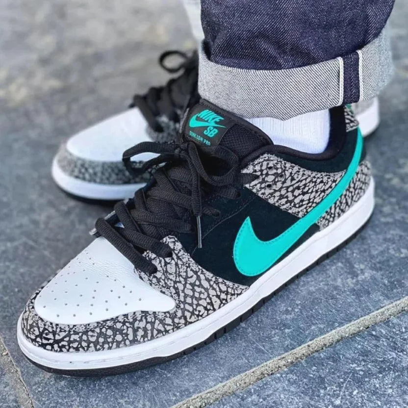 Tênis Nike Dunk Low SB "Elephant" - BQ6817-009