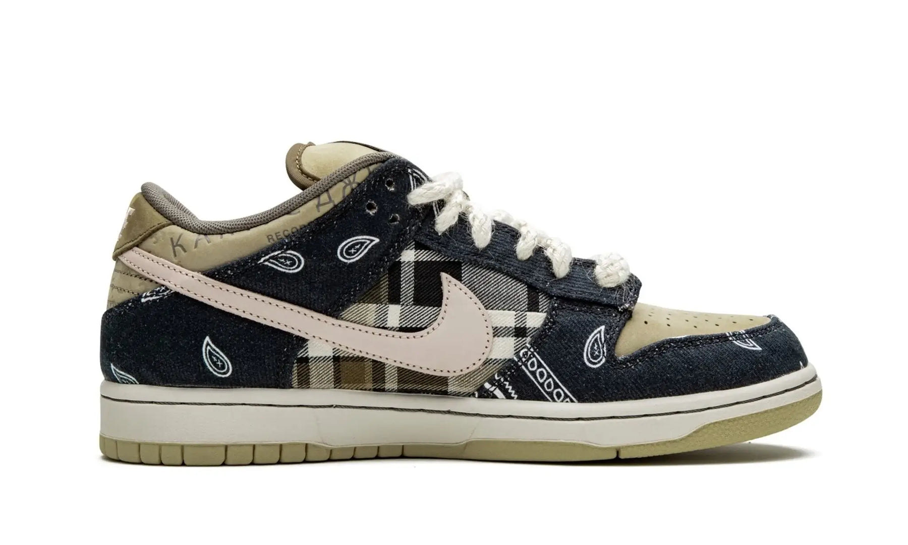 Tênis Nike Dunk Low SB x Travis Scott "Cactus Jack" - CT5053-001