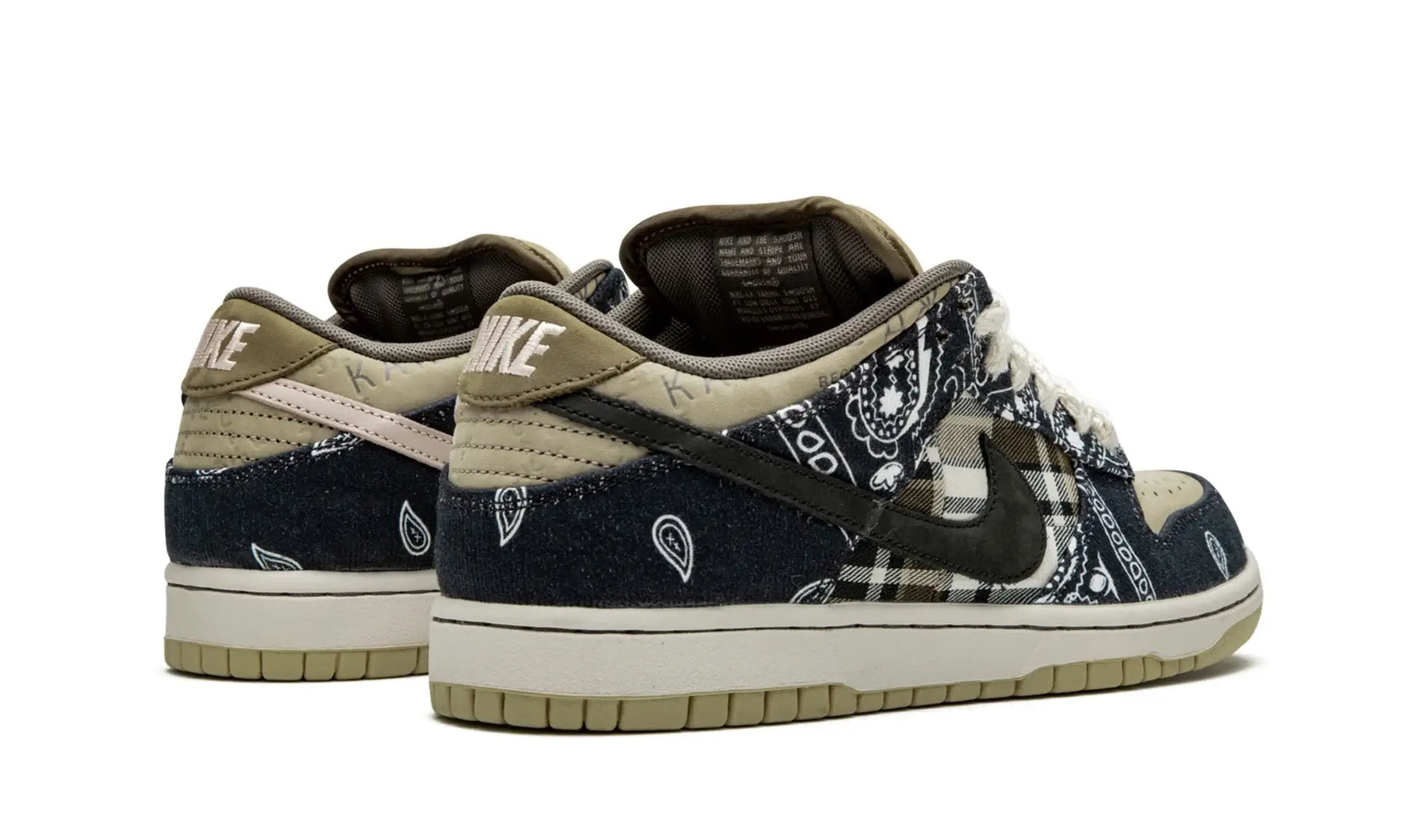Tênis Nike Dunk Low SB x Travis Scott "Cactus Jack" - CT5053-001