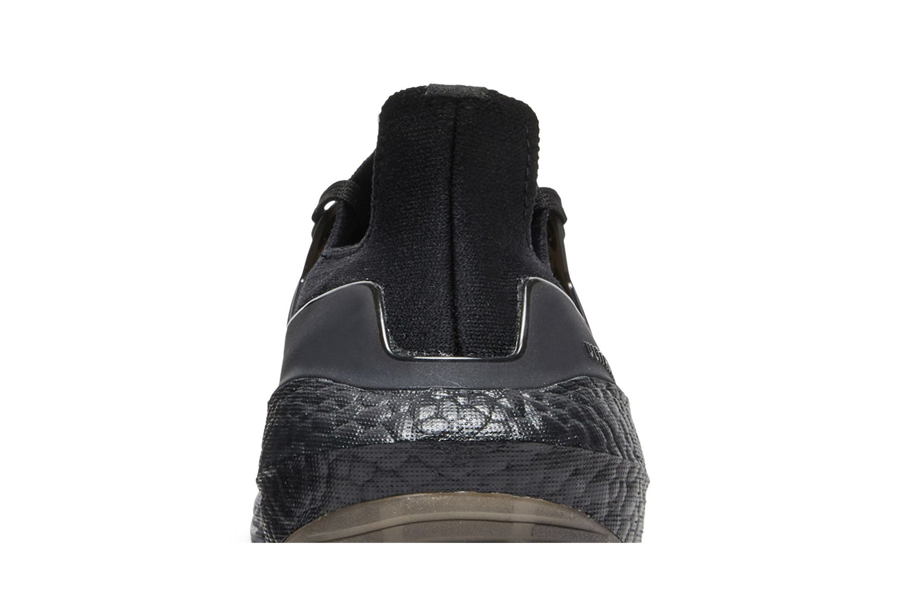 Tênis Adidas UltraBoost 22 'Triple Black' - GZ0127