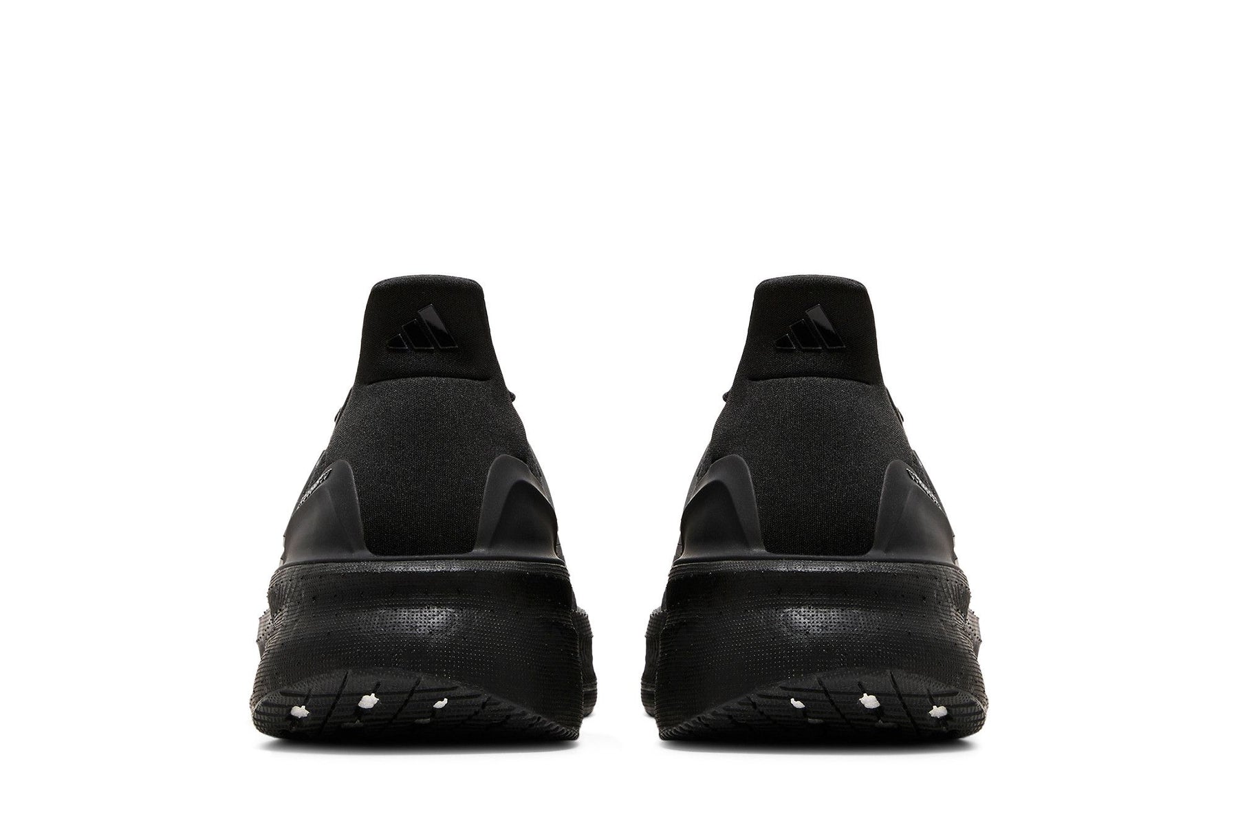 Tênis Adidas UltraBoost 5 'Triple Black' - ID8812