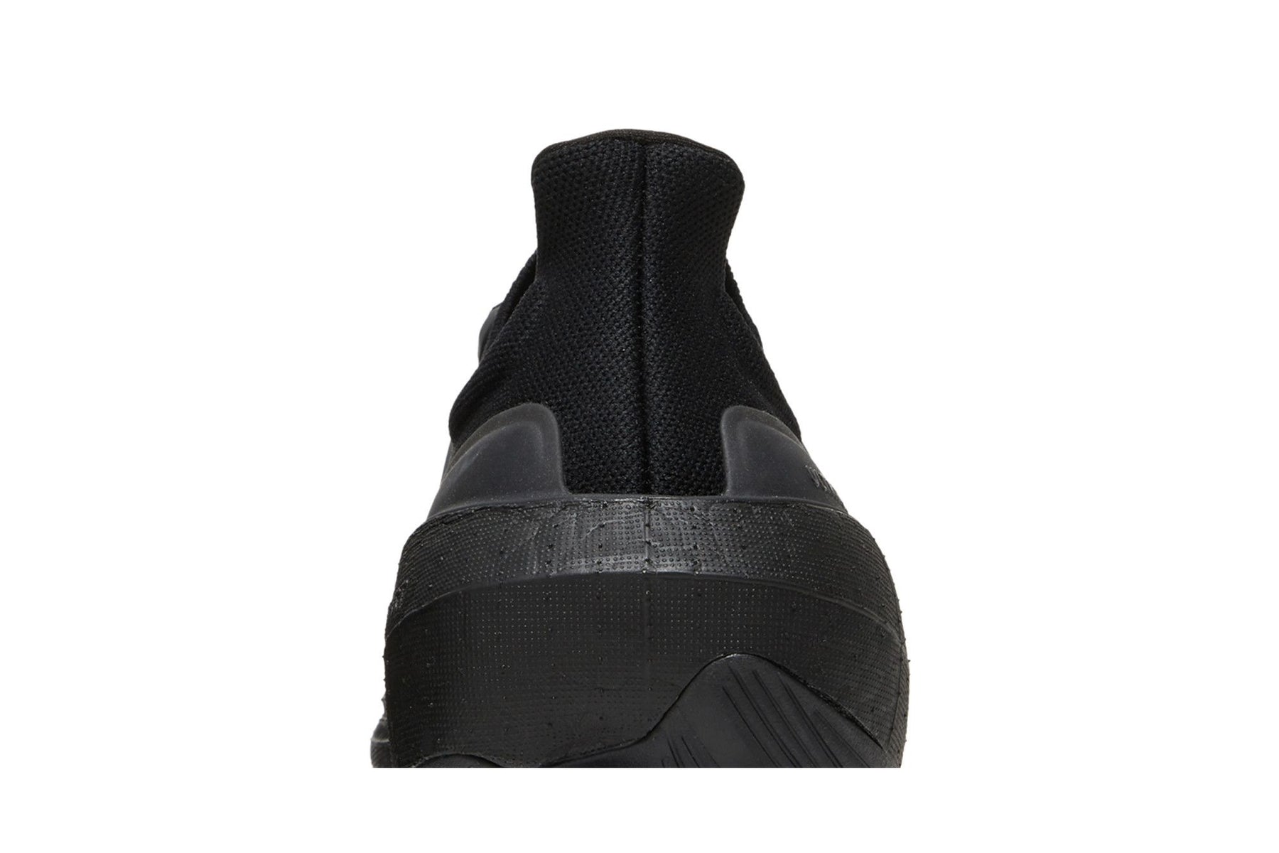 Tênis Adidas UltraBoost Light 23 'Triple Black' - GZ5159