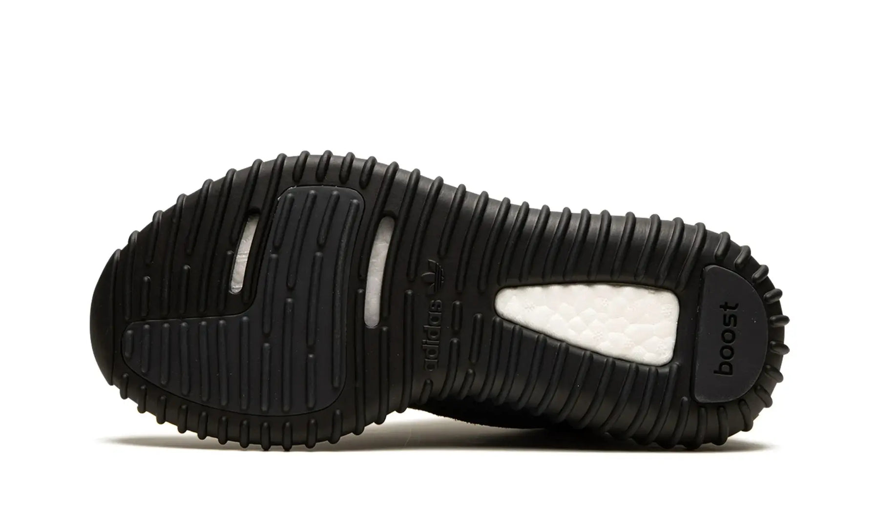 Tênis Adidas Yeezy Boost 350 v1 'Pirate Black' Preto - BB5350