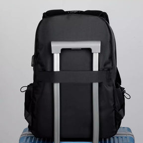 Mochila Glad Resistente a Água com USB