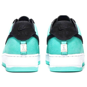 Tênis Air Force 1 Low Tiffany & Co. 1837 (Friends and Family) - DZ1382-900