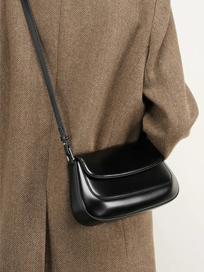 Bolsa Feminina Baguete Tiracolo em Couro PU com Alça Ajustável - Eléa