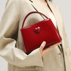 Bolsa de Ombro com Coração Amour