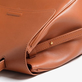 Bolsa de Ombro de Couro Oblíqua Estelle