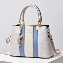 Bolsa Feminina em Couro Genuino - Premium DH