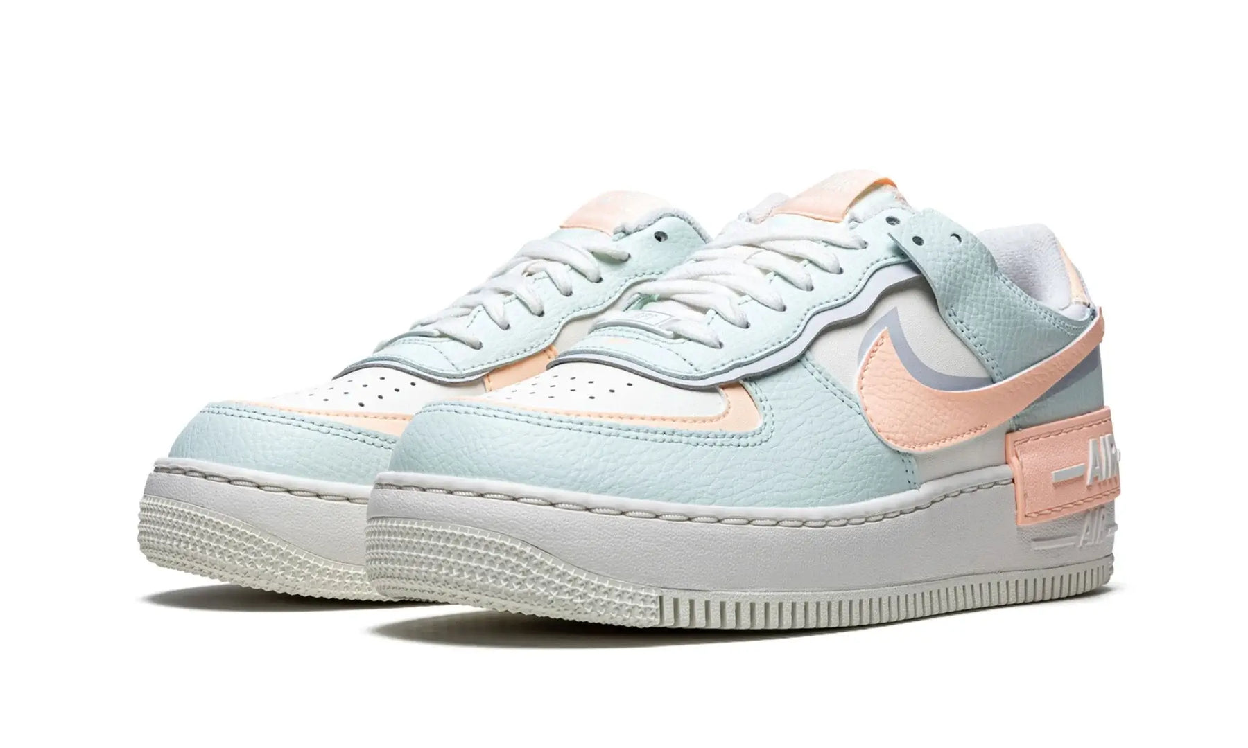 Tênis Air Force 1 Shadow Feminino "Barely Green" Verde / Salmão - CU8591-104