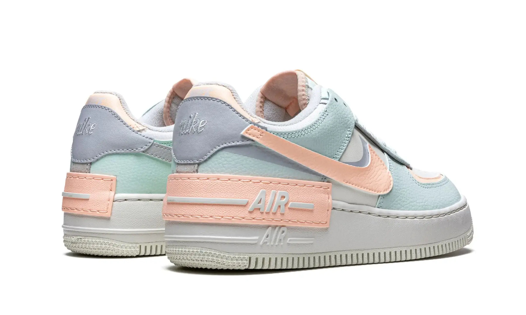 Tênis Air Force 1 Shadow Feminino "Barely Green" Verde / Salmão - CU8591-104
