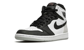 Tênis Air Jordan 1 High "Stage Haze" Cinza / Preto - 555088-108