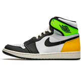 Tênis Air Jordan 1 High "Volt Gold" Amarelo - 555088-118
