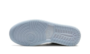 Tênis Air jordan 1 Low Feminino "Wolf Grey" Cinza / Branco - DC0774-105