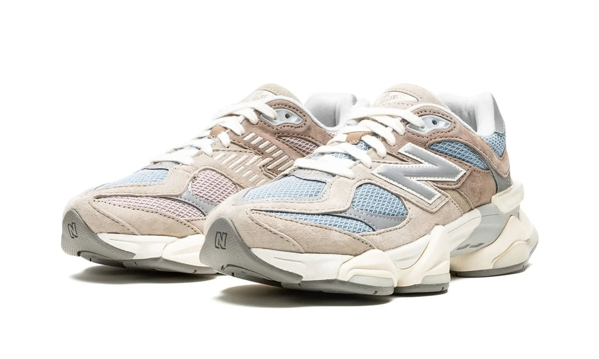 Tênis New Balance 9060 "Sea Salt Blue" Bege / Azul - U9060MUS