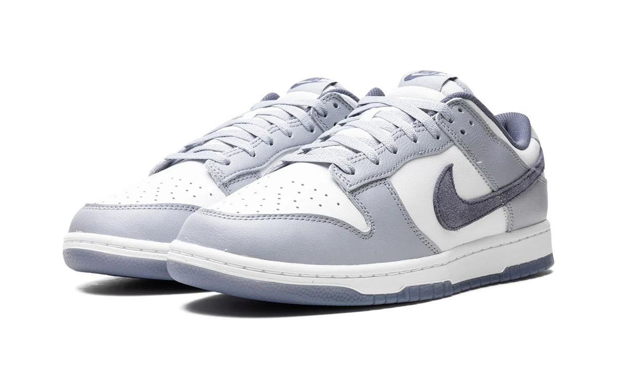 Tênis Nike Dunk Low "Light Carbon" Azul - FJ4188-100