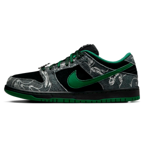 Tênis Nike Dunk Low SB "There Skateboards" Preto / Verde - HF7743-001